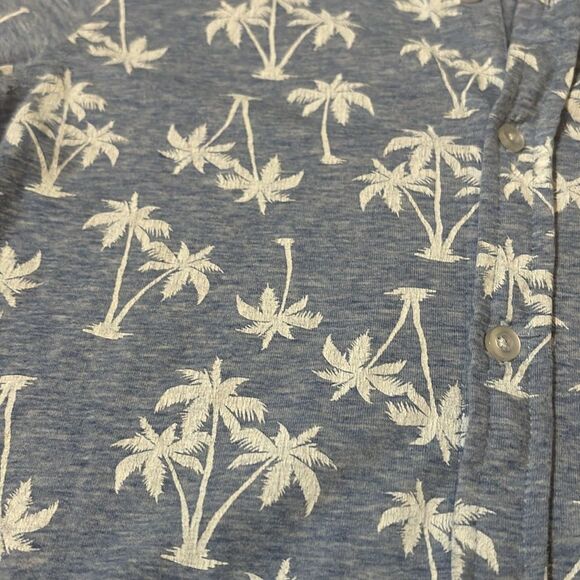 Andy & Evan Palm Tree Button Down Shirt. Boys Size 7. - Picture 2 of 3